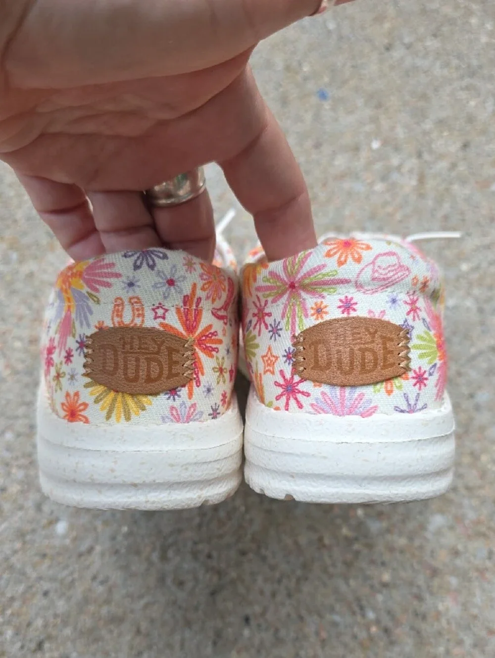 Hey Dude Wendy Y Western Cowgirl Pink Multi Floral Size Youth 3